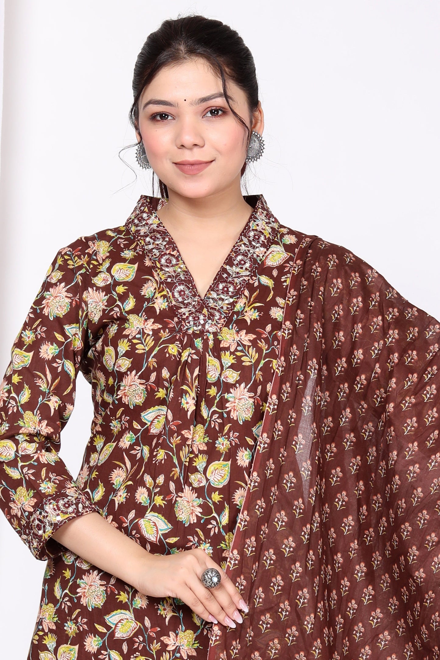 Maroon Cotton Printed Kurta Pant Set Dupatta with Embroidery work-800014