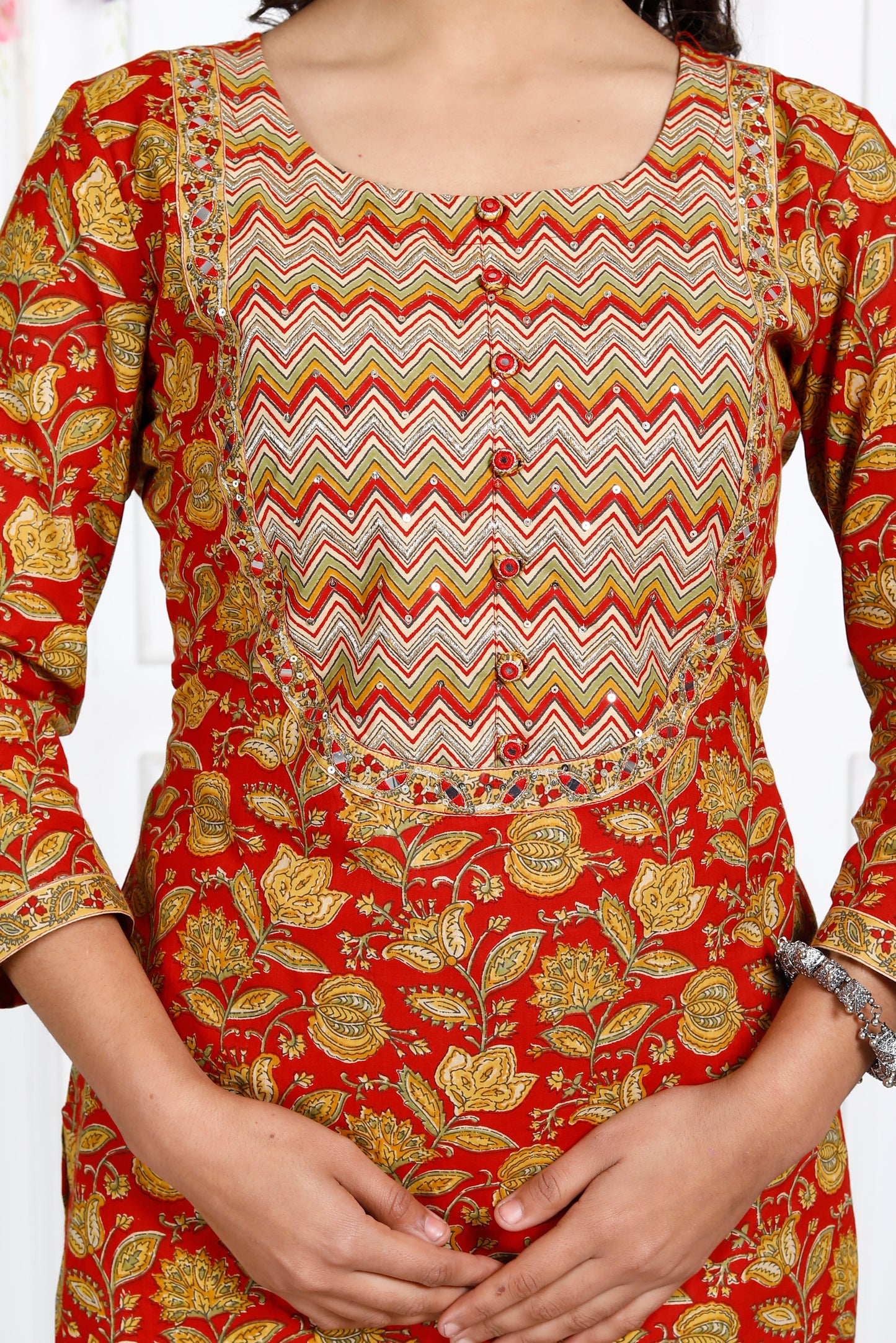 Red Cotton Printed Kurta Pant Set Dupatta with Embroidery work-800040