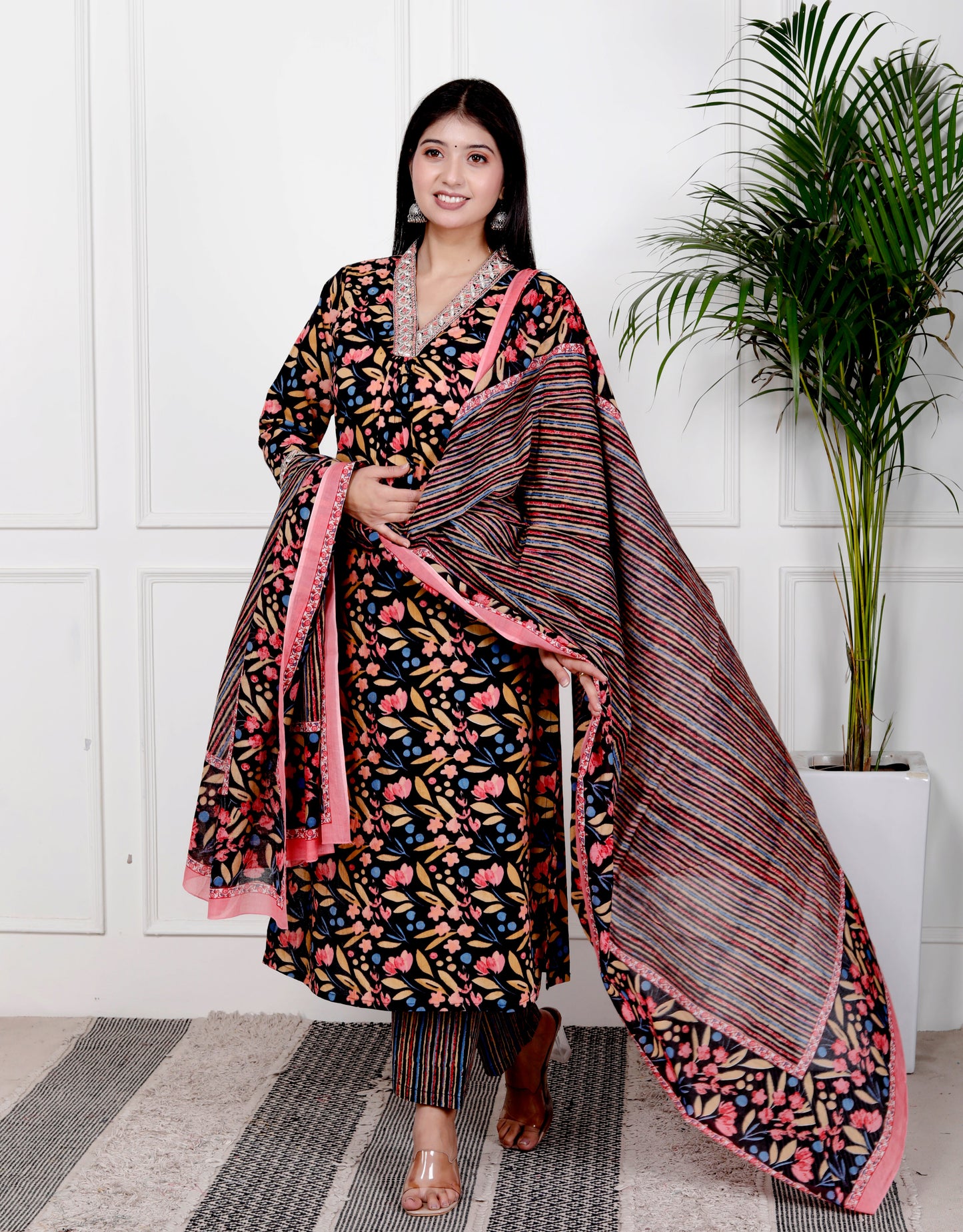 Black Cotton Printed Kurta Pant Set Dupatta with Embroidery work-800078