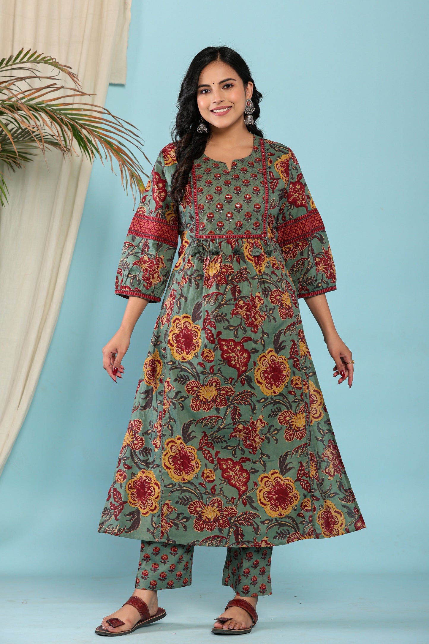 Green Cotton Printed Kurta Pant Set Dupatta with Embroidery work-800096