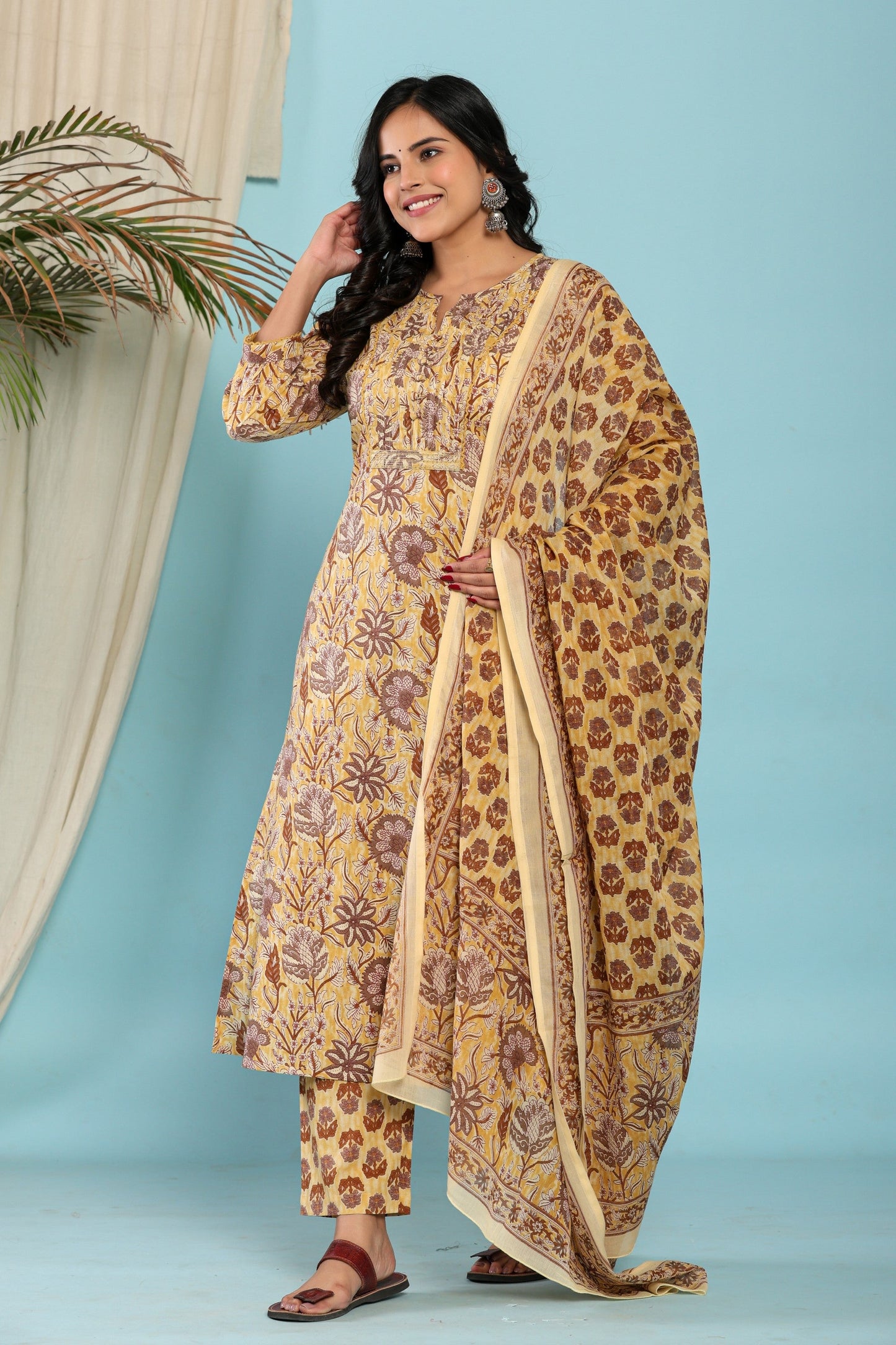 Yellow Cotton Printed Kurta Pant Set Dupatta with Embroidery work-800118