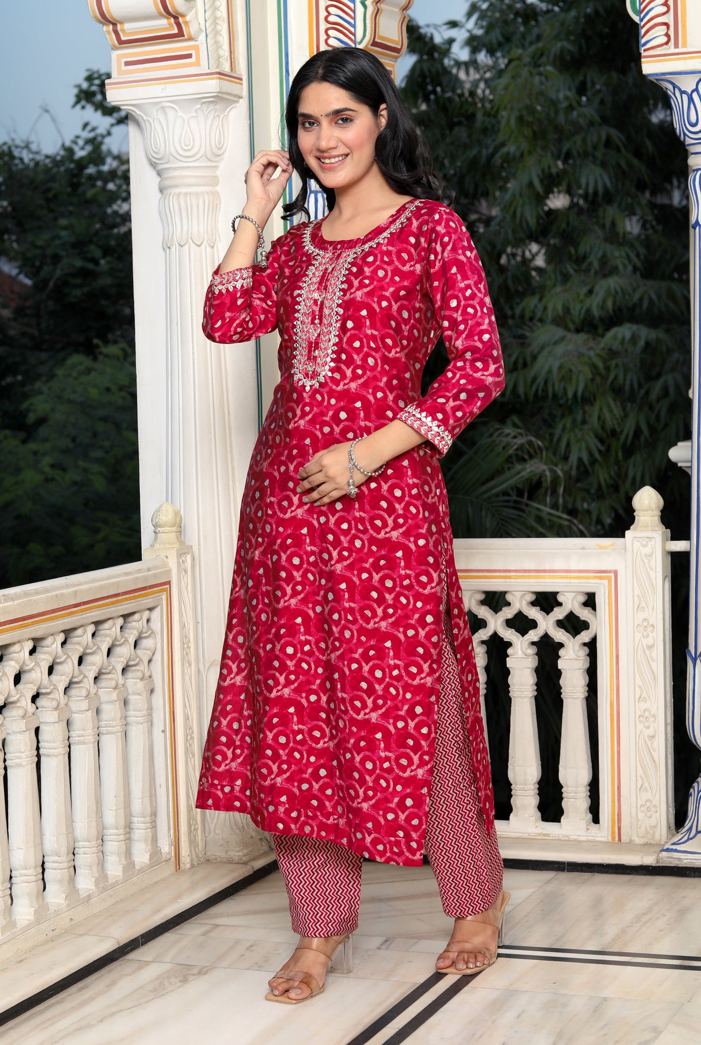 Red Muslin Printed Kurta Pant Set With Embroidery Work -900051