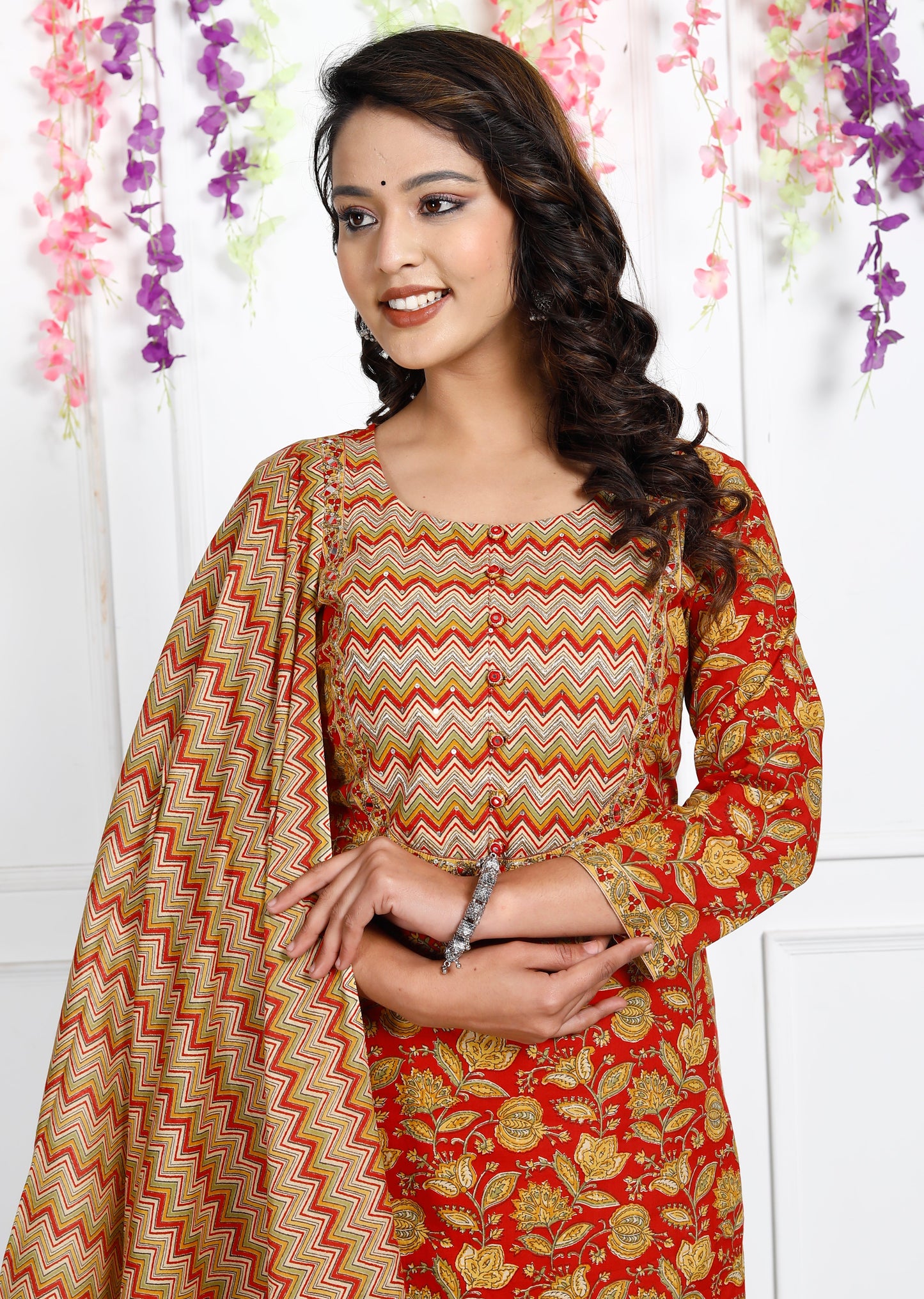 Red Cotton Printed Kurta Pant Set Dupatta with Embroidery work-800040