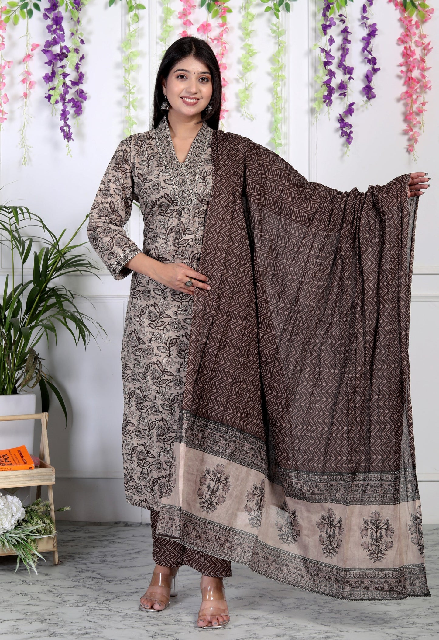 Brown Cotton Printed Kurta Pant Set Dupatta with Embroidery work -800054