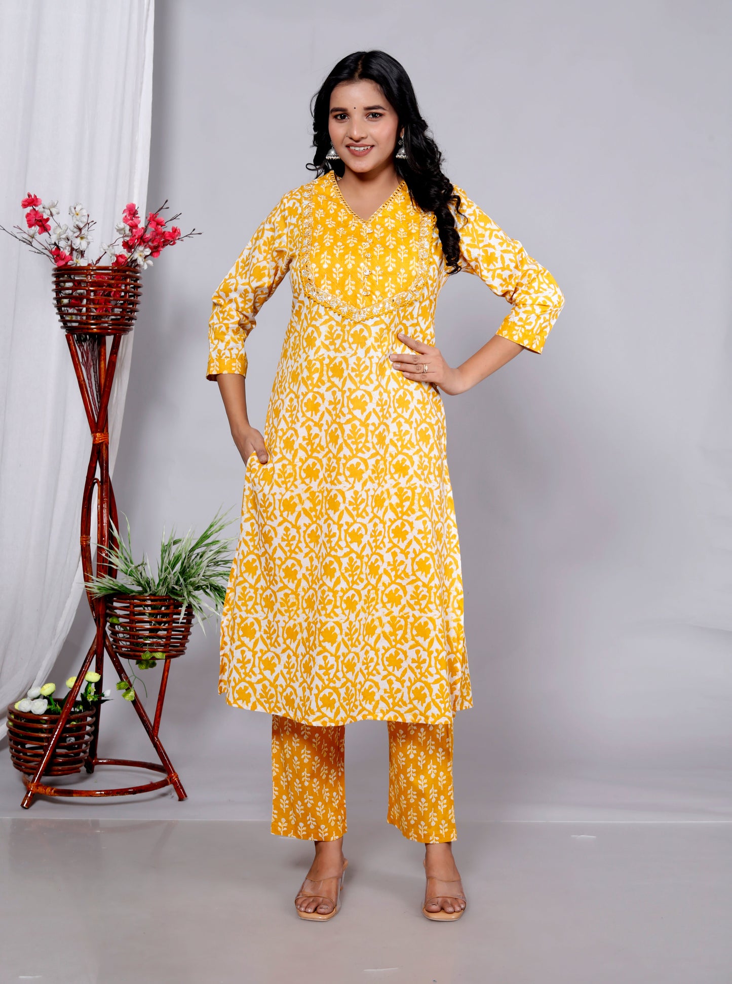 Yellow Cotton Printed Kurta Pant Set Dupatta with Embroidery work-800090