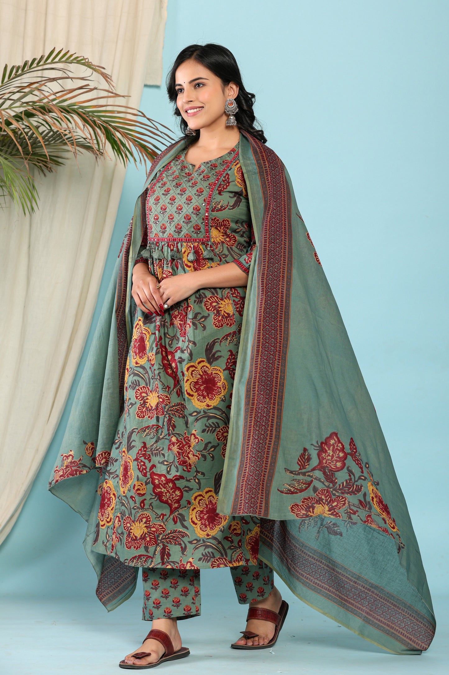 Green Cotton Printed Kurta Pant Set Dupatta with Embroidery work-800096