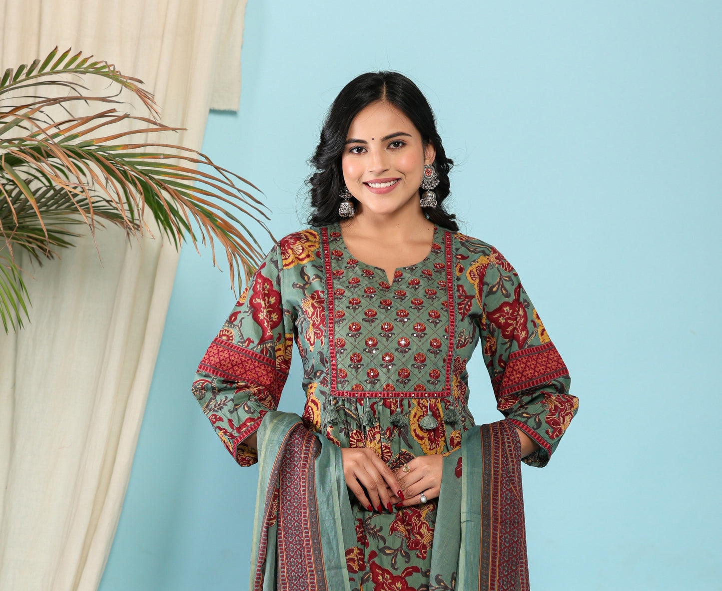 Green Cotton Printed Kurta Pant Set Dupatta with Embroidery work-800096