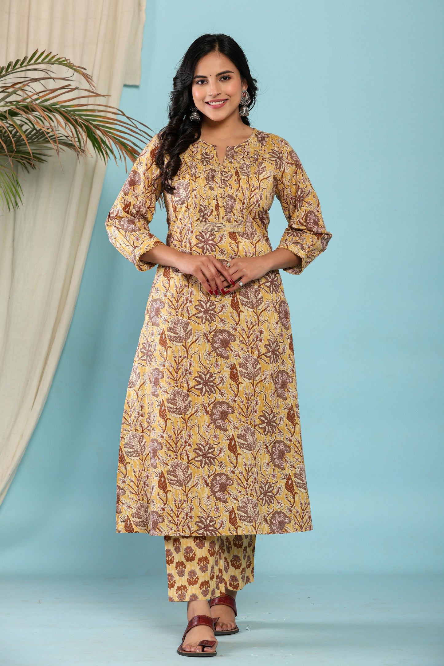 Yellow Cotton Printed Kurta Pant Set Dupatta with Embroidery work-800118