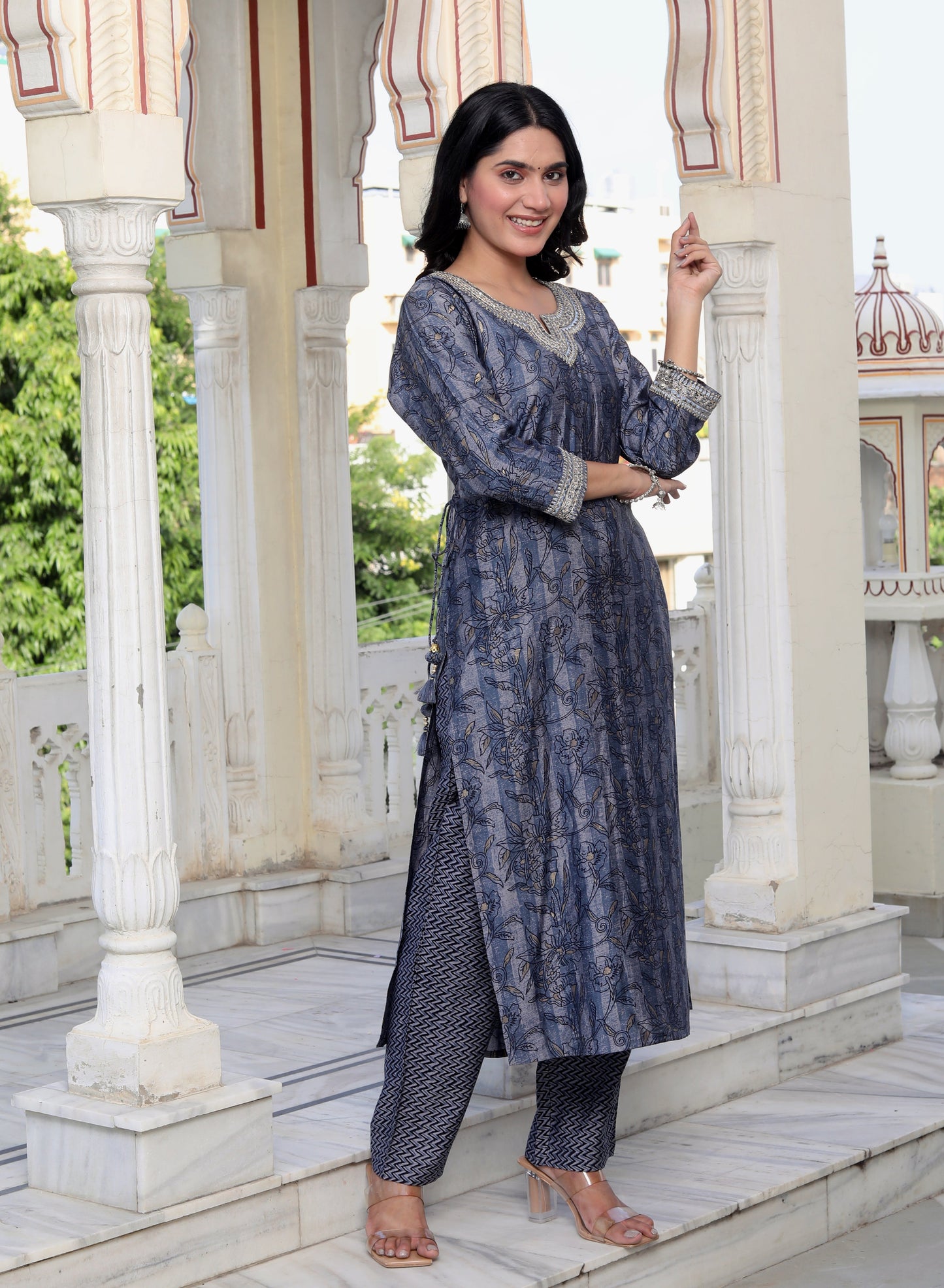 Blue Muslin Printed Kurta Pant Set With Embroidery Work -900052